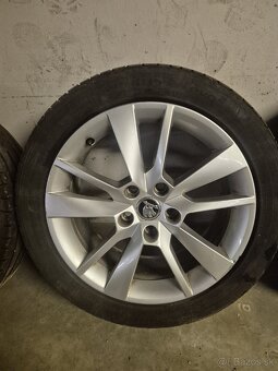 SKODA TRIUS 5x112 R17 + 225/45 LETNE PNEUMATIKY - 8