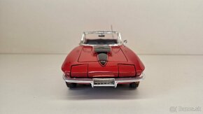 1:18 CHEVROLET CORVETTE - 8