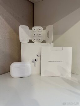 Apple AirPods 2 Pro - 8