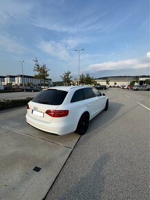 Audi A4 B8 - 8