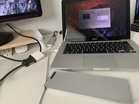 Macbook 13" Aluminium Late 2008 - 8