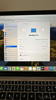 Macbook Air 13" M1 SK Vesmírne sivý 2022 - 8