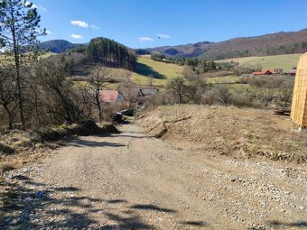 Predaj: Stavebný pozemok 1260 m2 s nádhernými výhľadmi v Súľ - 8