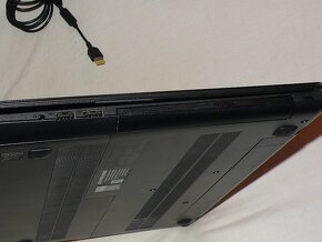 Predám Lenovo ideapad 300 - 8