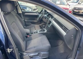 Volkswagen Passat 2.0 TDI COMFORTLINE nafta manuál 110 kw - 8