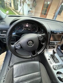 Predám Volkswagen Touareg 3.0 TDI V6 - 8