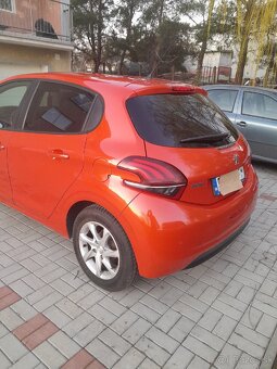 Predam peugeot 208. 1.2 l 41000km - 8