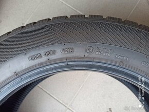 zimne pneu Continental 215/55 R17 - 8