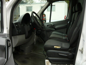 VOLKSWAGEN CRAFTER 2.0 TDI. - 8