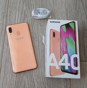 Samsung Galaxy A40 - 8