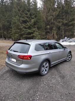 Volkswagen Passat Alltrack 2.0 TDI 4MOTION - 8