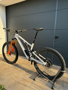 Specialized Stumpjumper EVO Pro upgrade na Fox 38 - 8