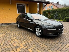 Škoda Superb - 8