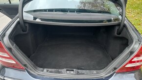 Mercedes C200, AA sedan, diesel, automat - 8