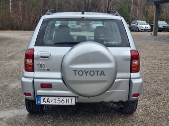 TOYOTA RAV4 2,0D-4D   4x4 - 8