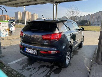 Kia Sportage 1.7 CRDI - 8