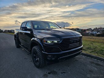 Dodge RAM 5.7L V8 2021 - 8