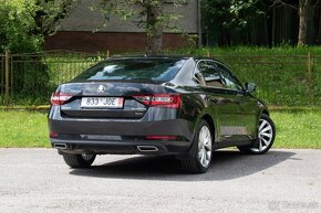 Škoda Superb 2.0 TDI 190k 4x4 Style DSG - 8