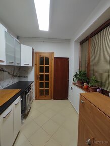 Predaj 6 izbový RD, dvojgaráž, Ivanka pri Dunaji - 8