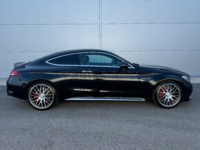 Mercedes Benz C63s AMG 4.0 V8 Biturbo - 8