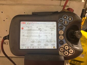 Robotická buňka CO2 2 x ABB– IRB 2400L řízení IRC5 M2004 - 8