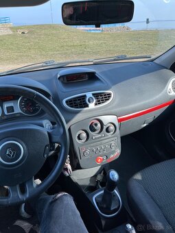 Renault Clio rip curl 2008 - 8