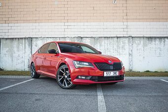 Škoda Superb 2.0 TDi Sportline - 8