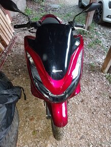 Honda PCX - 8