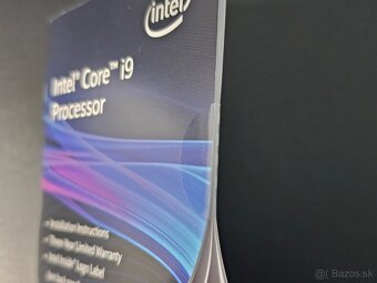 Intel Core i9-9900K - 8