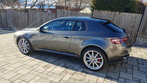 Rozpredám Alfa Romeo Brera 2.4JTDm 154kW na diely - 8