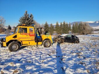 Mercedes benz Unimog 4x4 - 8