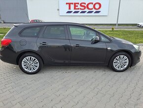 Opel Astra sports tourer 1,7cdti - 8