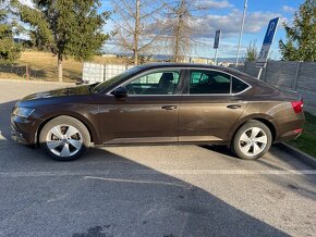 Škoda superb 1.6 TDI 2017 - 8