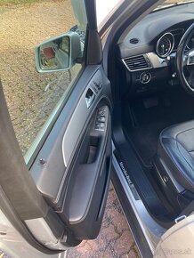 Mercedes ML 350 BLUETEC 4MATIC strieborna met. - 8