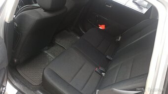 HONDA CIVIC 7g 1,4 i - 8