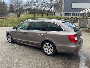 Skoda superb combi 2.0 tdi 103kw - 8