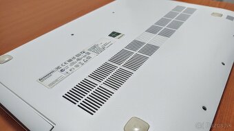 Lenovo IdeaPad Z500 - 8