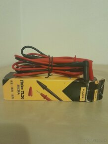 Multimeter FLUKE 27 - 8