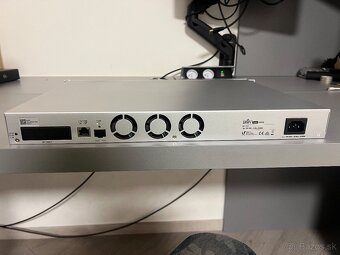 Ubiquiti Unifi Kamerový set, 8xPOE Kamera, NVR, SWICH, - 8