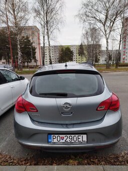 Predám Opel Astra 1.6 85 kW - 8