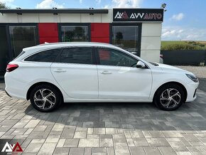 Hyundai i30 CW 1.6 CRDi Family, v Záruke, Pôvodný lak, SR - 8