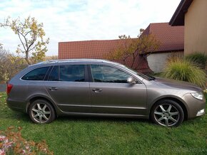 Škoda Superb Combi 2.0 TDI CR 140k Ambition DSG - 8