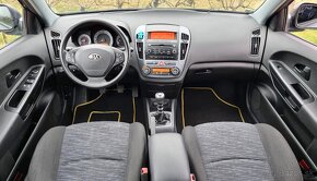 Kia Ceed 1.4 16V 77KW/105PS R.V.11/2008 - 8