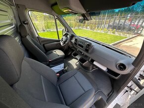 Mercedes-Benz eSPRINTER 70kw 2-miestny - 8