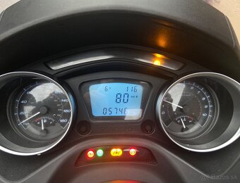 Piaggio MP3 300 2024 - 8