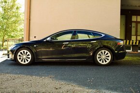 Tesla Model S S75D - 8