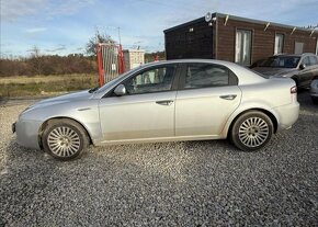 Alfa Romeo 159 1,9 JTD 8V MEDIUM nafta manuál 85 kw - 8