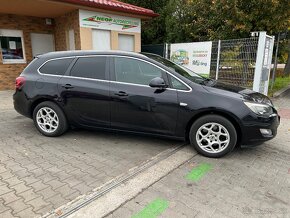 Opel Astra Sport Tourer ST 1.7 CDTI ECOTEC Cosmo - 8