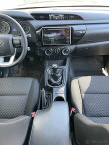 TOYOTA HILUX 2.4 D-4D - NA PREDAJ, NA SPLÁTKY - 8