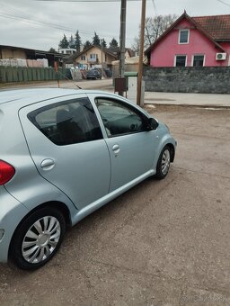 Toyota aygo 1.4 HDI - 8